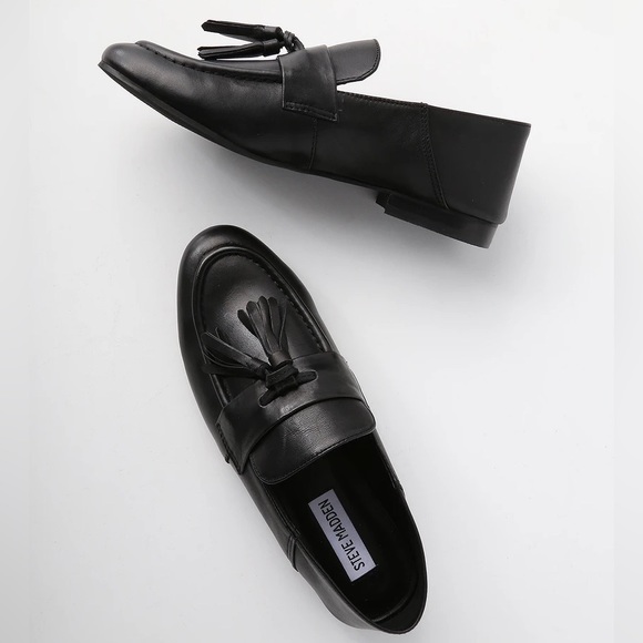 Steve Madden Beck Tassel Black Genuine Leather Oxford Loafer 8.5 - Picture 2 of 14